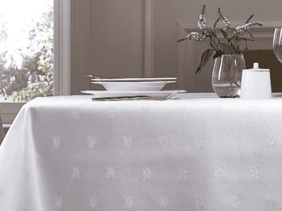 Setting the Table for Elegance: Unveiling the Finest Table Linen in Dubai
